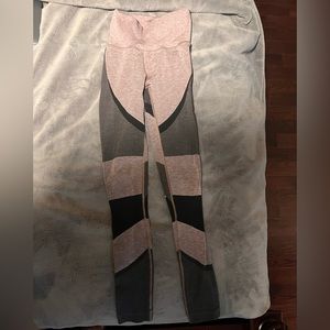Alo yoga leggings